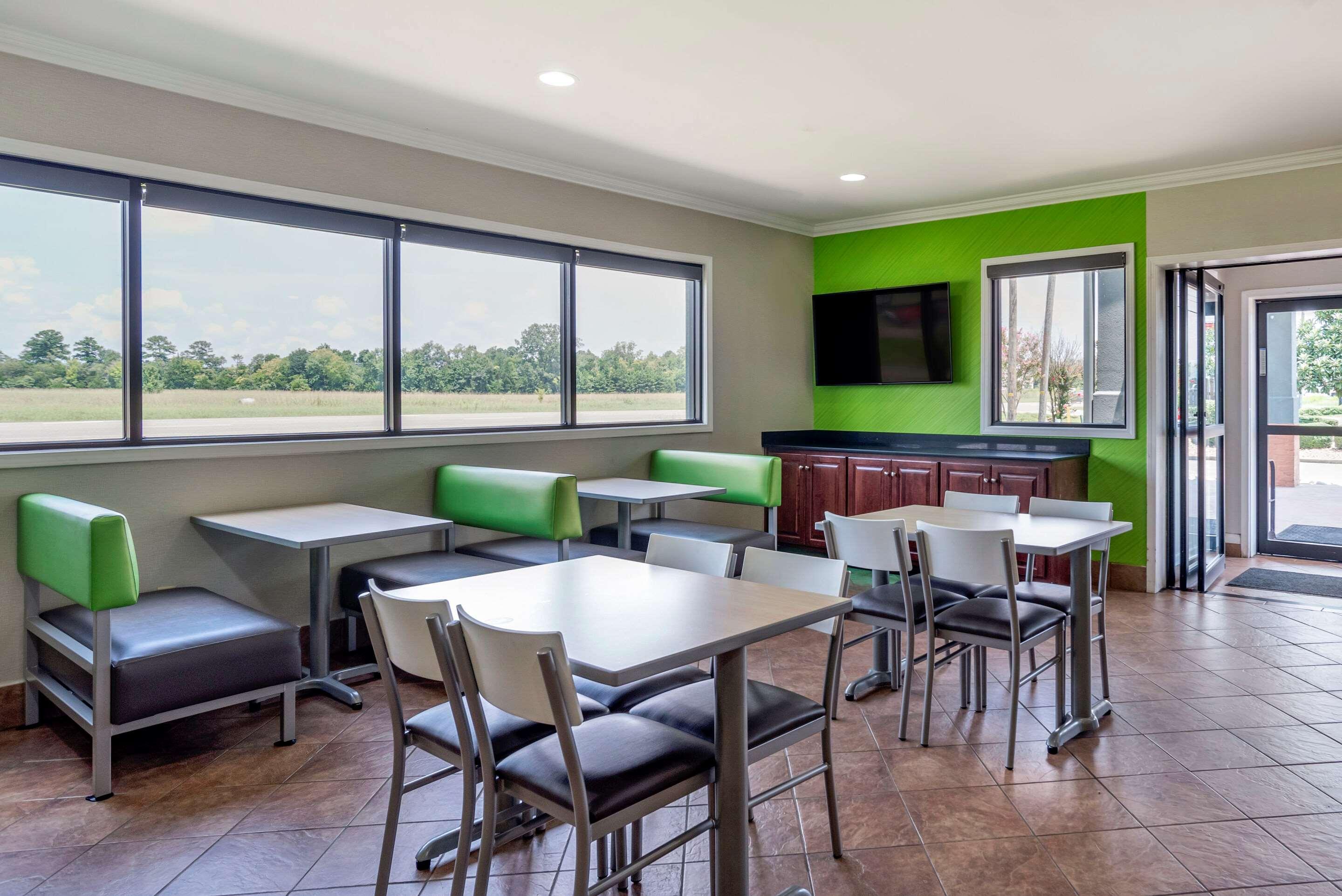 Quality Inn & Suites Demopolis Exterior foto