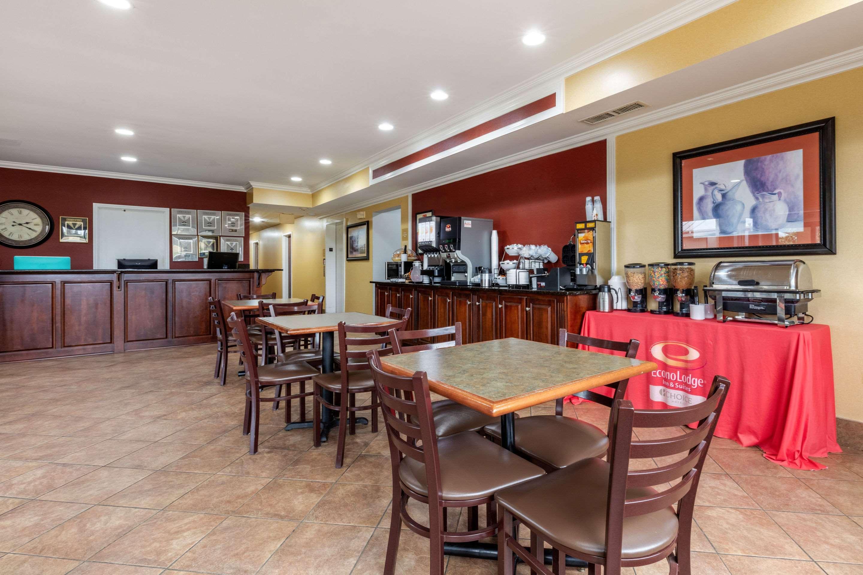 Quality Inn & Suites Demopolis Exterior foto